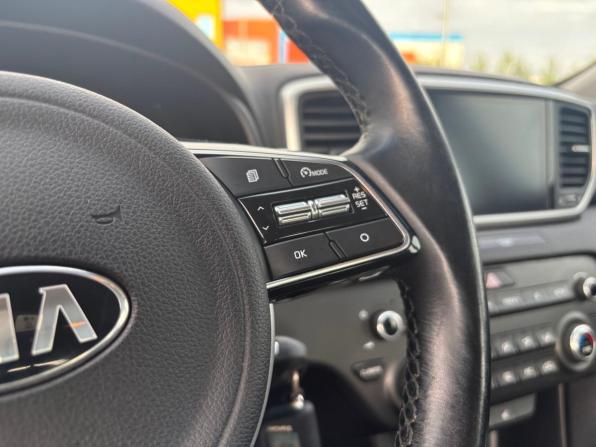 Kia Sportage IV Рестайлинг с пробегом 2020 года, цена 2 350 000 рублей, 63762 км, внедорожник, Автокод Объявления