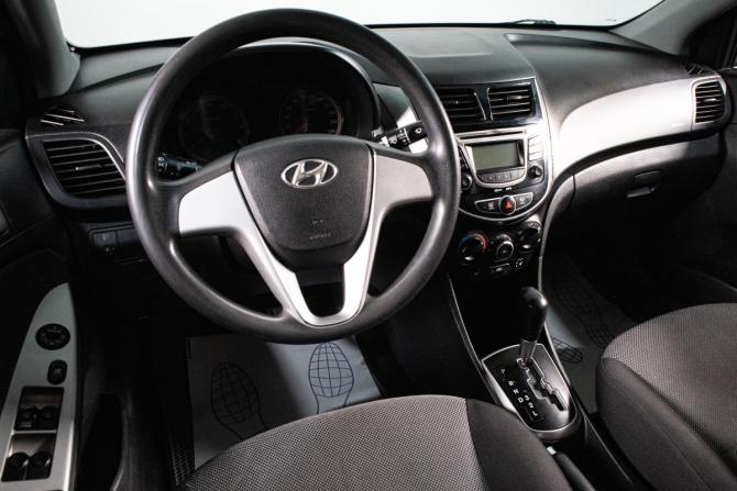 Hyundai Solaris I с пробегом 2011 года, цена 599 000 рублей, 153000 км, седан, Автокод Объявления