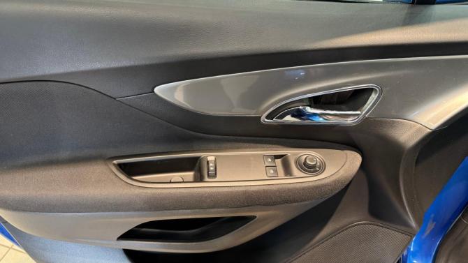 Opel Mokka I с пробегом 2014 года, цена 939 000 рублей, 177108 км, внедорожник, Автокод Объявления