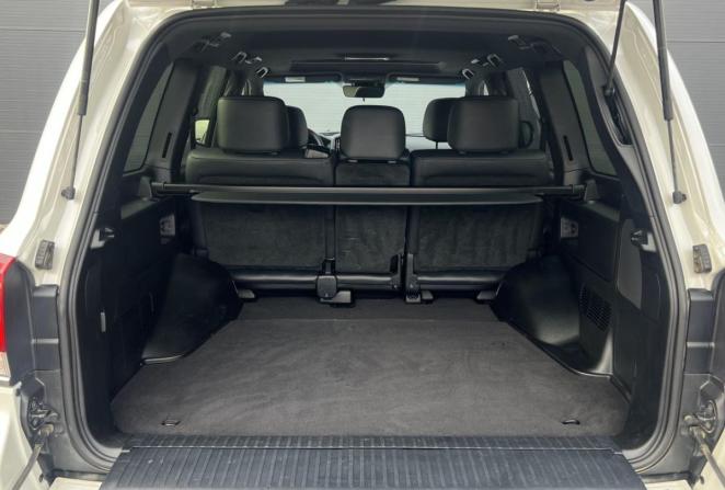 Toyota Land Cruiser 200 Series Рестайлинг 2 с пробегом 2020 года, цена 8 690 000 рублей, 86370 км, внедорожник, Автокод Объявления