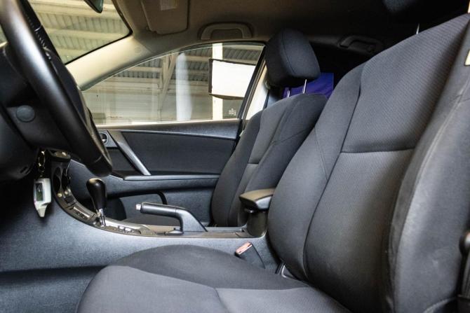 Mazda 3 II (BL) Рестайлинг с пробегом 2011 года, цена 999 000 рублей, 215566 км, седан, Автокод Объявления