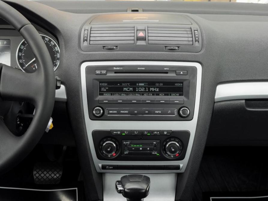 Skoda Octavia I (A4) Рестайлинг Иркутск  - изображение 18