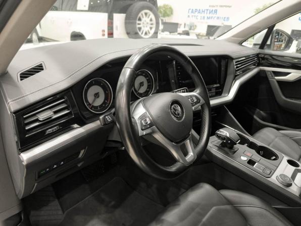 Volkswagen Touareg III с пробегом 2018 года, цена 4 550 000 рублей, 103755 км, внедорожник, Автокод Объявления