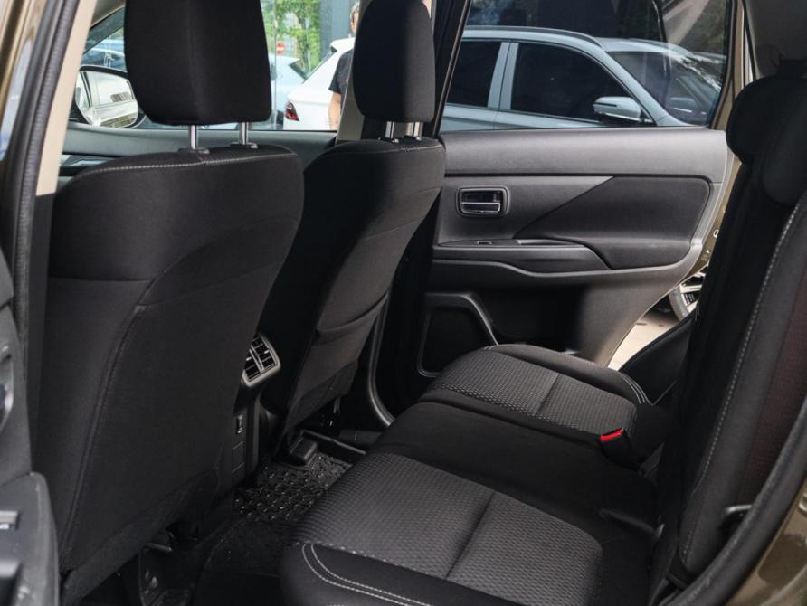Mitsubishi Outlander III Рестайлинг 3 Москва  - изображение 9