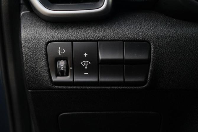 Kia Sportage IV Рестайлинг с пробегом 2018 года, цена 2 350 000 рублей, 144570 км, внедорожник, Автокод Объявления