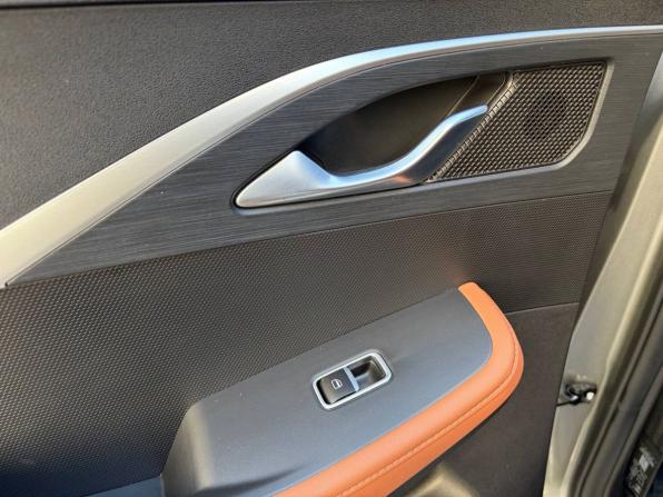 Omoda C5 I с пробегом 2022 года, цена 1 655 000 рублей, 55304 км, внедорожник, Автокод Объявления
