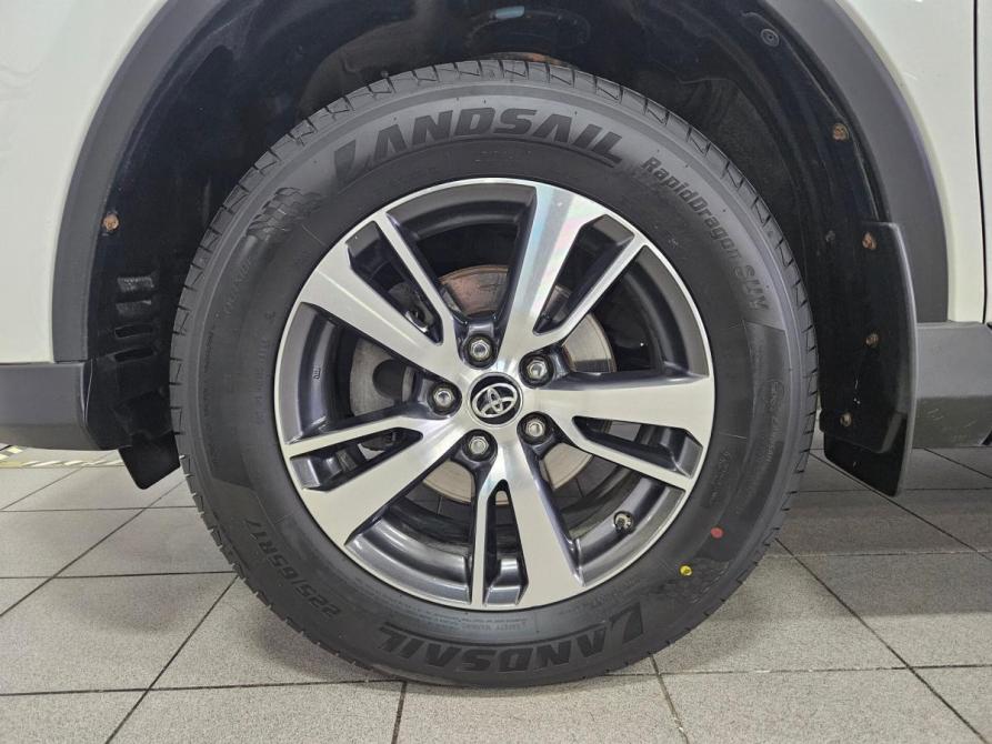 Toyota RAV4 IV (XA40) Рестайлинг Тольятти  - изображение 19