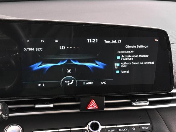 Hyundai Elantra VII (CN7) Рестайлинг с пробегом 2024 года, цена 2 250 000 рублей, 15621 км, седан, Автокод Объявления