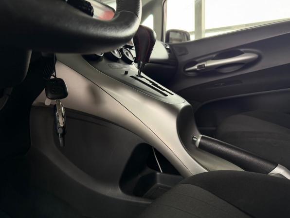 Toyota Auris I Рестайлинг с пробегом 2011 года, цена 929 000 рублей, 242000 км, хэтчбек, Автокод Объявления