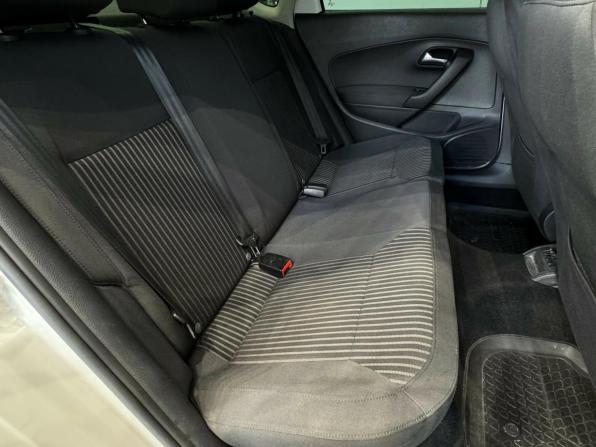 Volkswagen Polo V с пробегом 2013 года, цена 720 000 рублей, 238372 км, седан, Автокод Объявления