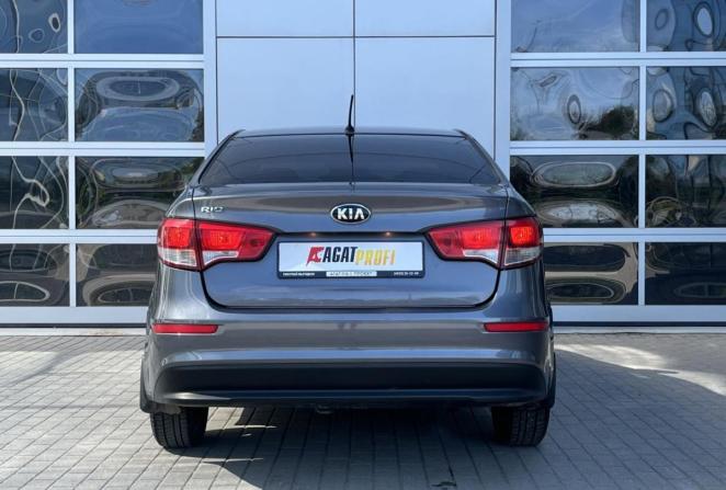 Kia Rio III Рестайлинг с пробегом 2015 года, цена 1 000 000 рублей, 91584 км, седан, Автокод Объявления