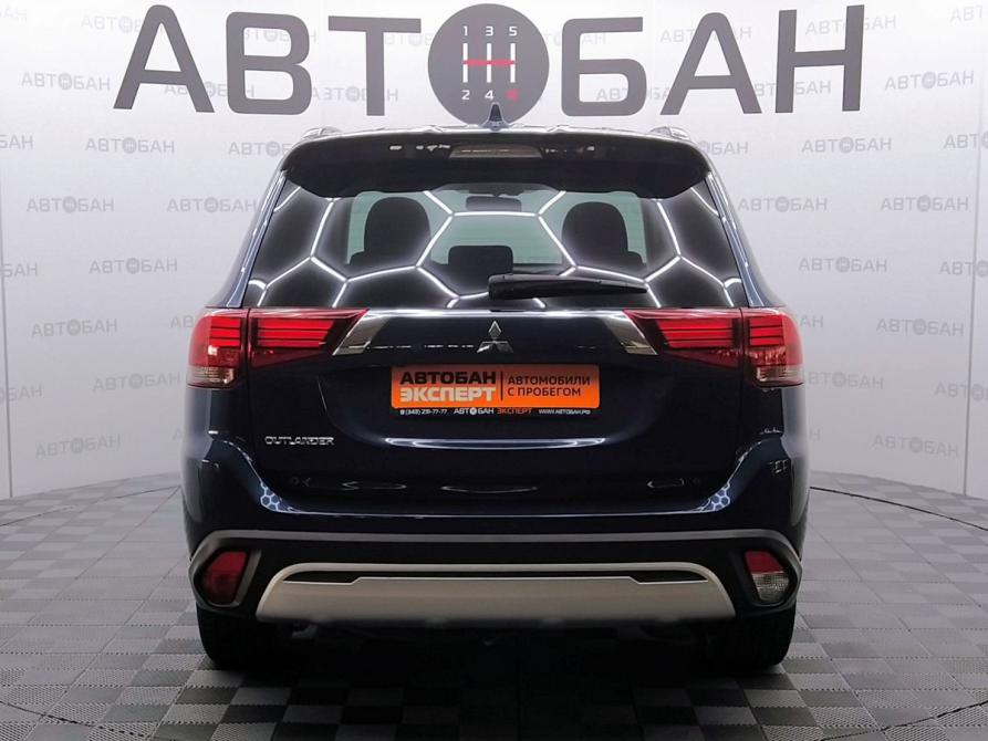 Mitsubishi Outlander III Рестайлинг 3 Екатеринбург  - изображение 5
