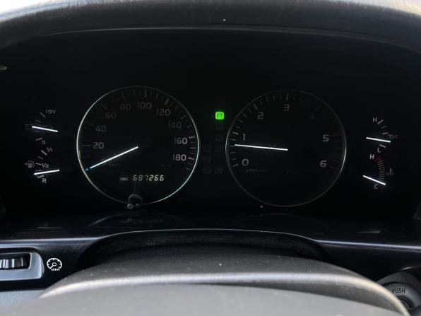 Toyota Land Cruiser 100 Series Рестайлинг 2 с пробегом 2006 года, цена 1 349 000 рублей, 687262 км, внедорожник, Автокод Объявления