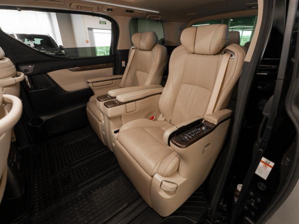 Toyota Alphard III Рестайлинг с пробегом 2021 года, цена 6 600 000 рублей, 139903 км, минивэн, Автокод Объявления