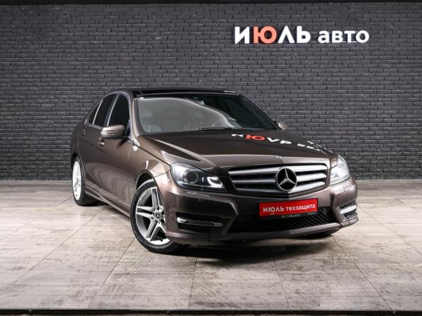 Mercedes-Benz C-Класс III (W204) Рестайлинг с пробегом 2013 года, цена 1 530 000 рублей, 243518 км, седан, Автокод Объявления