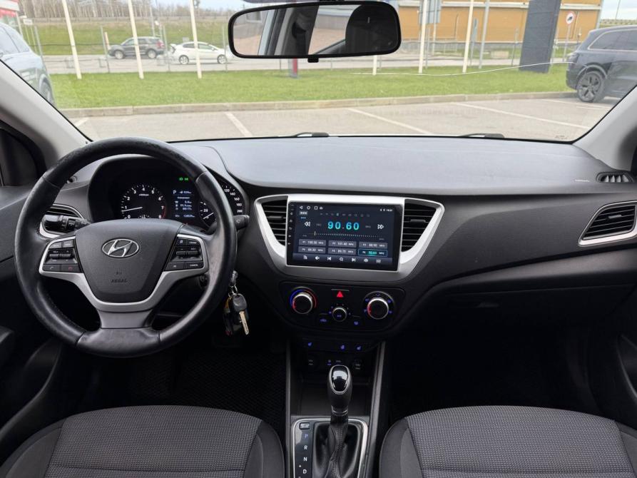 Hyundai Solaris II Санкт-Петербург  - изображение 8