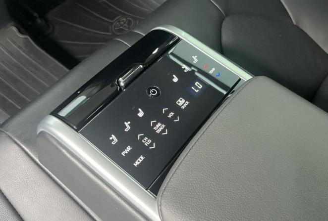 Toyota Camry VIII (XV70) Рестайлинг с пробегом 2020 года, цена 2 925 000 рублей, 120746 км, седан, Автокод Объявления