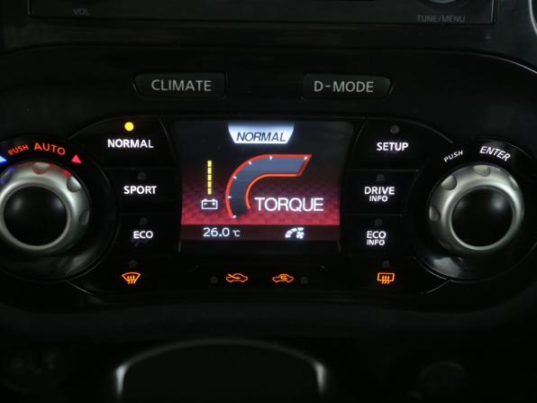 Nissan Juke I с пробегом 2012 года, цена 953 000 рублей, 136800 км, внедорожник, Автокод Объявления