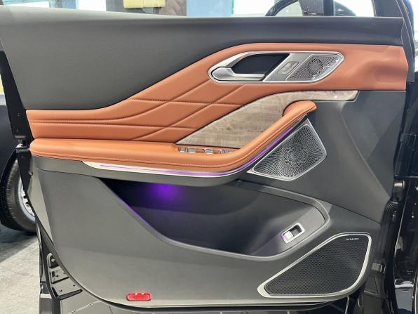 Новый Hongqi HS7 II 2025 года, цена 5 590 000 рублей, внедорожник, Автокод Объявления