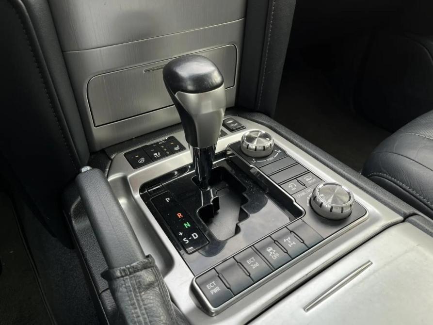 Toyota Land Cruiser 200 Series Рестайлинг 2 Краснодар  - изображение 17