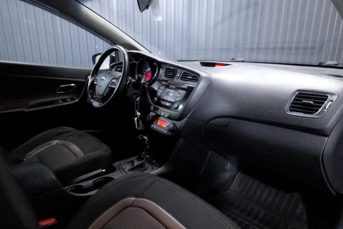 Kia Ceed II с пробегом 2014 года, цена 1 199 000 рублей, 155639 км, хэтчбек, Автокод Объявления