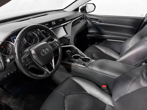 Toyota Camry VIII (XV70) с пробегом 2020 года, цена 2 690 000 рублей, 103324 км, седан, Автокод Объявления