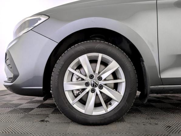 Volkswagen Polo VI с пробегом 2021 года, цена 1 490 000 рублей, 72800 км, лифтбек, Автокод Объявления