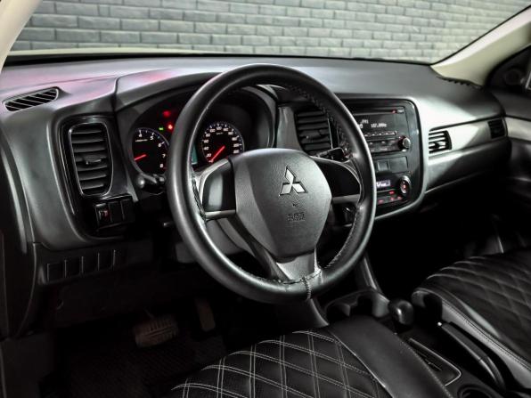 Mitsubishi Outlander III с пробегом 2013 года, цена 1 000 000 рублей, 306197 км, внедорожник, Автокод Объявления