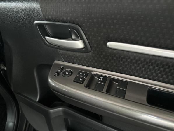 Honda Stepwgn V Рестайлинг с пробегом 2019 года, цена 2 540 000 рублей, 88965 км, минивэн, Автокод Объявления