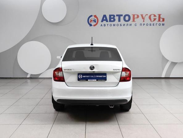 Skoda Rapid I Рестайлинг с пробегом 2018 года, цена 999 000 рублей, 123406 км, лифтбек, Автокод Объявления