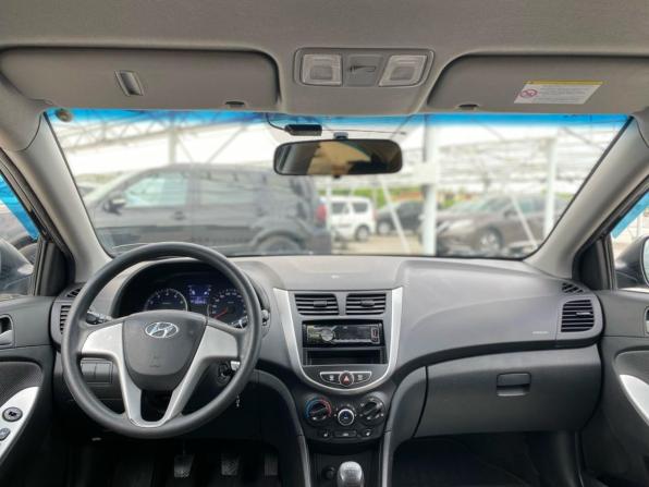 Hyundai Solaris I с пробегом 2014 года, цена 742 000 рублей, 106847 км, седан, Автокод Объявления