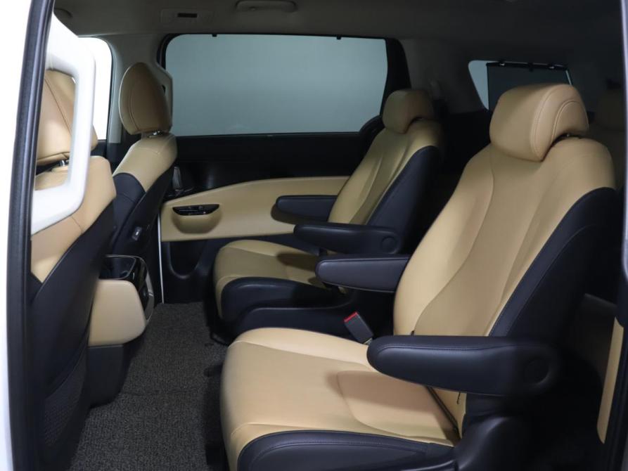 Kia Carnival IV Москва  - изображение 11
