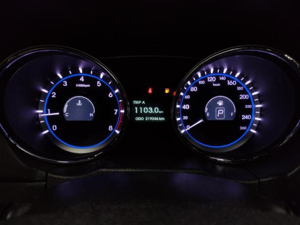 Hyundai Sonata VI (YF) с пробегом 2012 года, цена 875 000 рублей, 219345 км, седан, Автокод Объявления