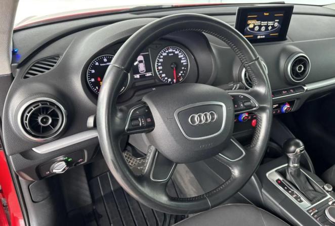 Audi A3 III (8V) с пробегом 2015 года, цена 1 245 000 рублей, 146432 км, хэтчбек, Автокод Объявления