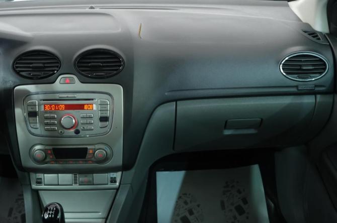 Ford Focus II Рестайлинг с пробегом 2008 года, цена 599 000 рублей, 274626 км, хэтчбек, Автокод Объявления