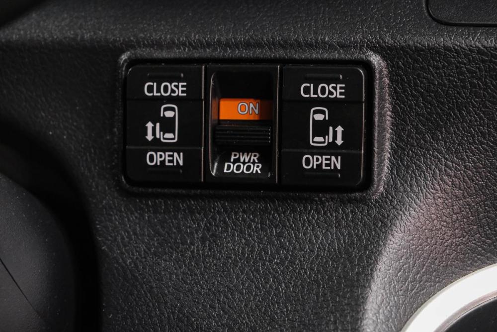 Toyota Sienta II Новокузнецк  - изображение 30