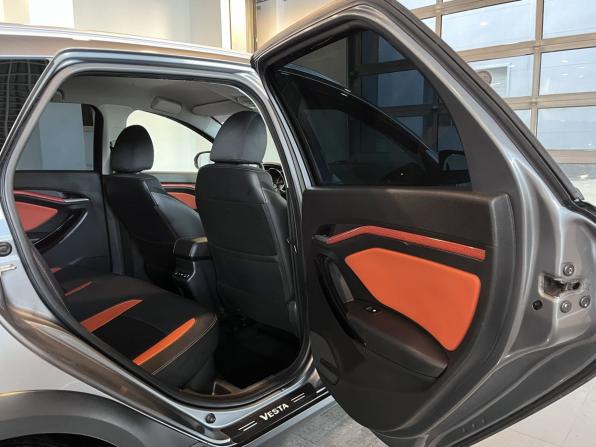 Lada (ВАЗ) Vesta I с пробегом 2018 года, цена 1 154 000 рублей, 119842 км, универсал, Автокод Объявления