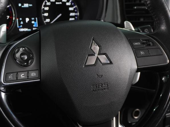Mitsubishi Outlander III Рестайлинг 2 с пробегом 2018 года, цена 2 975 000 рублей, 139434 км, внедорожник, Автокод Объявления