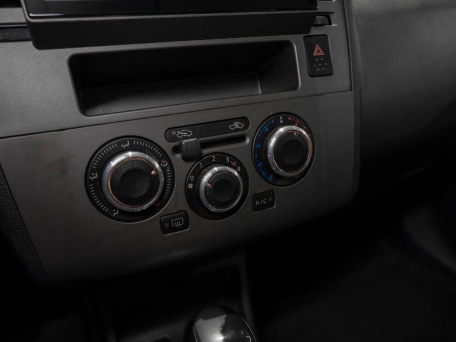 Nissan Tiida I Рестайлинг Москва  - изображение 17
