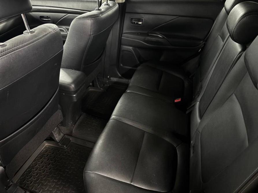 Mitsubishi Outlander III Рестайлинг 2 Санкт-Петербург  - изображение 19