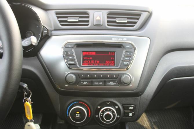 Kia Rio III с пробегом 2012 года, цена 1 100 000 рублей, 83000 км, седан, Автокод Объявления