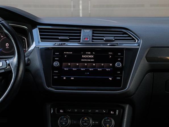 Volkswagen Tiguan II с пробегом 2019 года, цена 2 700 000 рублей, 105309 км, внедорожник, Автокод Объявления