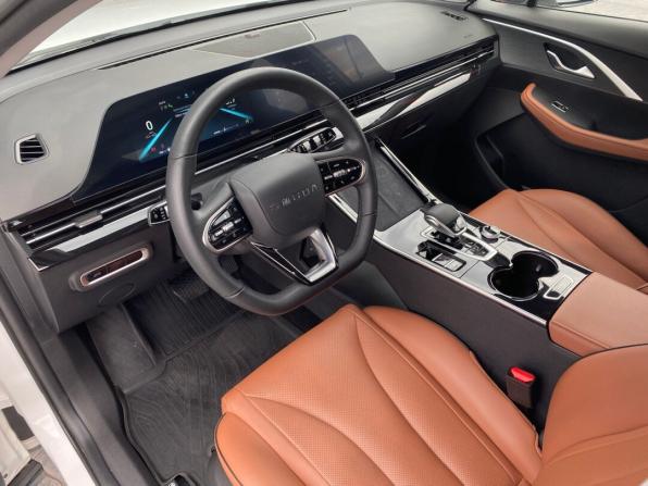 Omoda C5 I с пробегом 2023 года, цена 1 829 000 рублей, 34447 км, внедорожник, Автокод Объявления