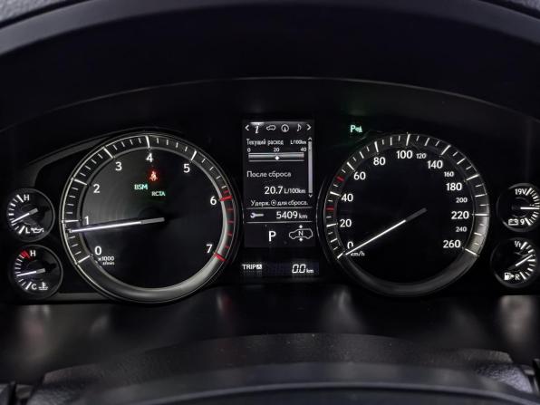 Lexus LX III Рестайлинг 2 с пробегом 2018 года, цена 5 390 000 рублей, 365339 км, внедорожник, Автокод Объявления
