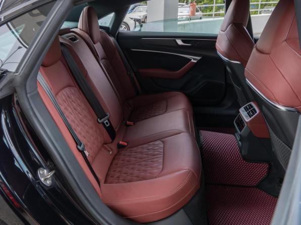 Audi A7 II (4K) с пробегом 2023 года, цена 6 299 000 рублей, 31035 км, лифтбек, Автокод Объявления