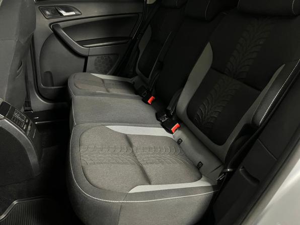 Skoda Yeti I Рестайлинг с пробегом 2015 года, цена 1 140 000 рублей, 241785 км, внедорожник, Автокод Объявления