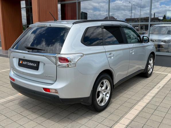 Mitsubishi Outlander III с пробегом 2012 года, цена 1 290 000 рублей, 239679 км, внедорожник, Автокод Объявления
