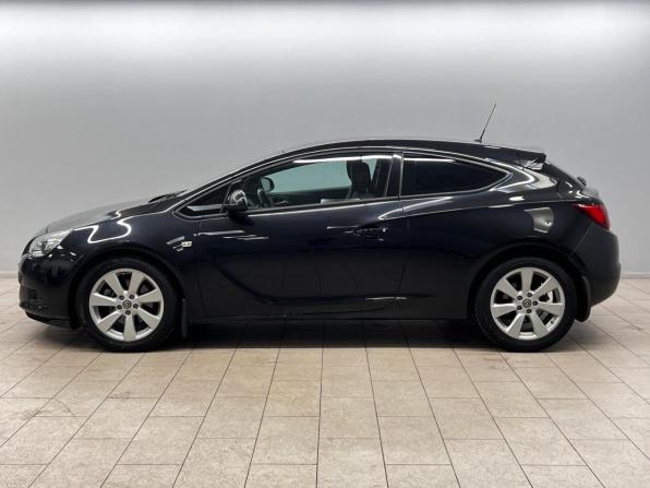 Opel Astra J Рестайлинг с пробегом 2013 года, цена 777 000 рублей, 116617 км, хэтчбек, Автокод Объявления