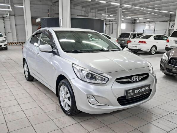 Hyundai Solaris I с пробегом 2014 года, цена 890 000 рублей, 85770 км, седан, Автокод Объявления
