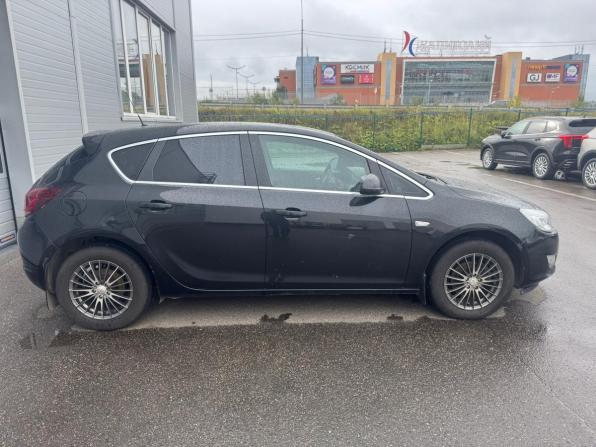Opel Astra J Рестайлинг с пробегом 2012 года, цена 645 000 рублей, 150000 км, хэтчбек, Автокод Объявления